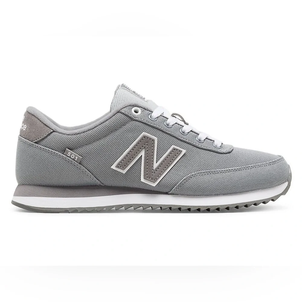 New Balance 501 ripple sole shoes in gray mens size 8 / women’s size 9.5